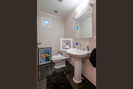 Casa à venda com 320m², 3 quartos e 4 vagasLavabo