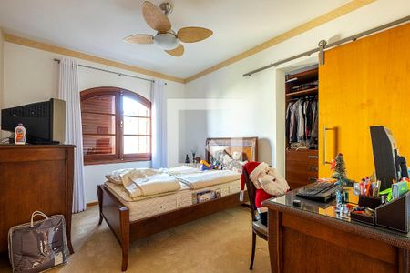 Casa à venda com 320m², 3 quartos e 4 vagasQuarto 2