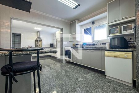 Casa à venda com 320m², 3 quartos e 4 vagasCozinha