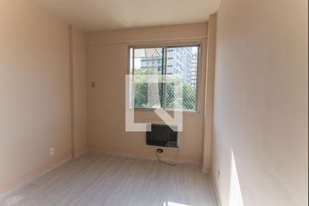Suíte  de apartamento à venda com 2 quartos, 77m² em Vila Isabel, Rio de Janeiro