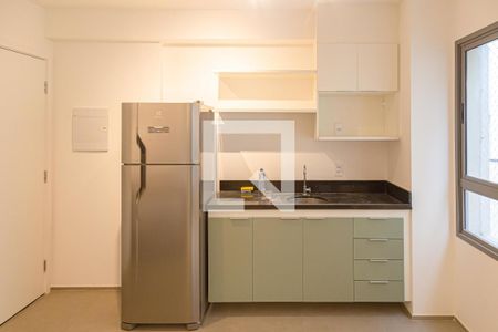 Cozinha de kitnet/studio para alugar com 1 quarto, 24m² em Consolação, São Paulo