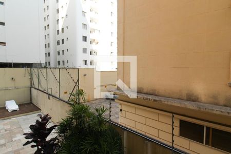 Vista  de apartamento à venda com 2 quartos, 83m² em Itaim Bibi, São Paulo