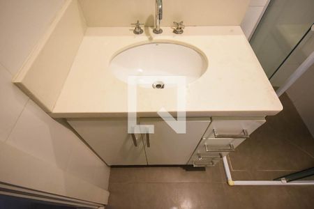 Apartamento à venda com 198m², 4 quartos e 3 vagasPia do banheiro da suíte 2