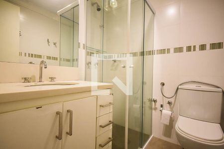 Apartamento à venda com 198m², 4 quartos e 3 vagasBanheiro suíte 1
