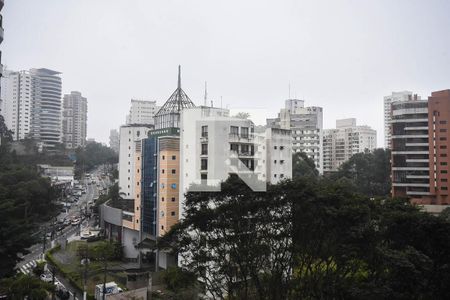 Apartamento à venda com 198m², 4 quartos e 3 vagasVista