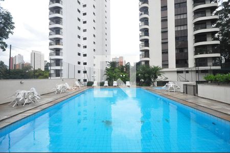 Apartamento à venda com 198m², 4 quartos e 3 vagasPiscina