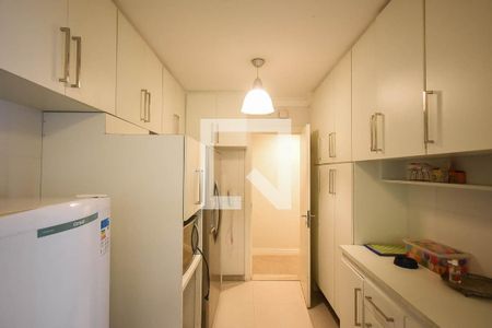 Apartamento à venda com 198m², 4 quartos e 3 vagasCozinha