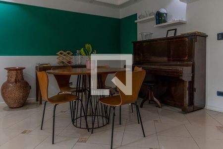 Apartamento à venda com 116m², 3 quartos e 2 vagas Apartamento à venda com 116m², 3 quartos e 2 vagasSala de Jantar