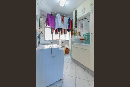 Apartamento à venda com 116m², 3 quartos e 2 vagas Apartamento à venda com 116m², 3 quartos e 2 vagasÁrea de Serviço