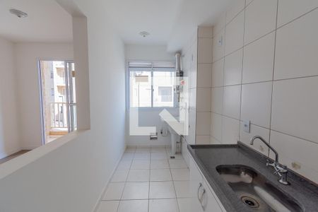 Apartamento para alugar com 49m², 2 quartos e 1 vaga Apartamento para alugar com 49m², 2 quartos e 1 vagaCozinha e Área de Serviço