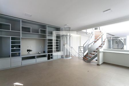 Casa à venda com 350m², 3 quartos e 2 vagasMezanino