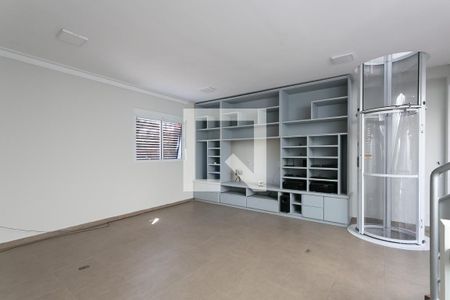 Casa à venda com 350m², 3 quartos e 2 vagasMezanino