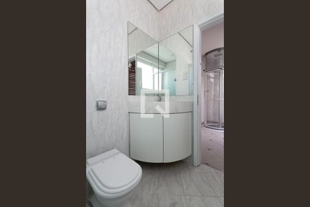 Casa à venda com 350m², 3 quartos e 2 vagasBanheiro