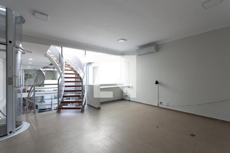 Casa à venda com 350m², 3 quartos e 2 vagasMezanino