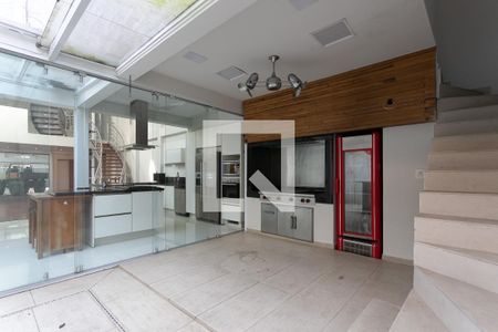 Casa à venda com 350m², 3 quartos e 2 vagasQuintal