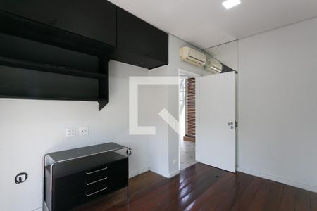 Casa à venda com 350m², 3 quartos e 2 vagasQuarto 1