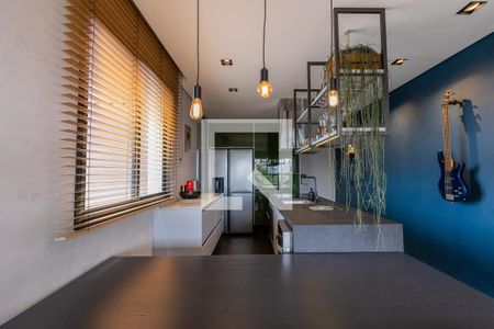 Cozinha de apartamento para alugar com 1 quarto, 67m² em Pinheiros, São Paulo