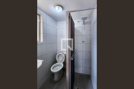 Banheiro  de casa para alugar com 1 quarto, 52m² em São Cristóvão, Rio de Janeiro