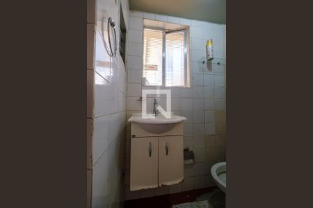 Banheiro de casa para alugar com 1 quarto, 52m² em São Cristóvão, Rio de Janeiro