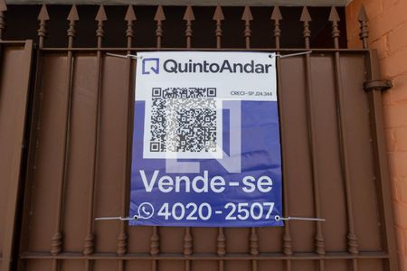 Casa à venda com 107m², 2 quartos e 1 vagaFachada