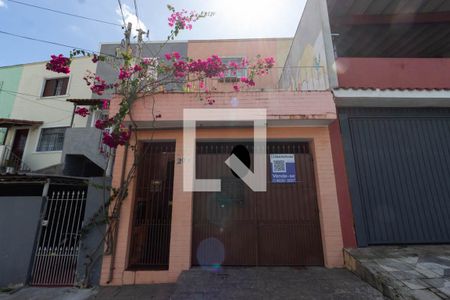 Casa à venda com 107m², 2 quartos e 1 vagaFachada