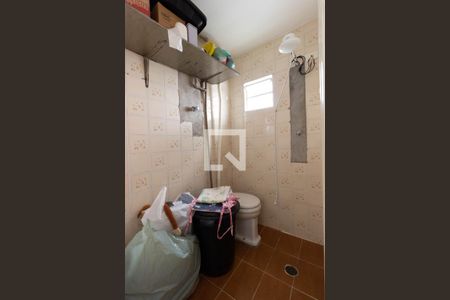 Casa à venda com 107m², 2 quartos e 1 vagaBanheiro de serviço