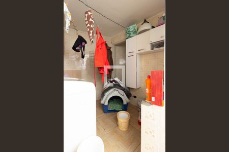 Casa à venda com 107m², 2 quartos e 1 vagaÁrea de serviço