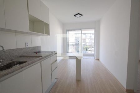 Sala/Cozinha de apartamento para alugar com 1 quarto, 36m² em Liberdade, São Paulo