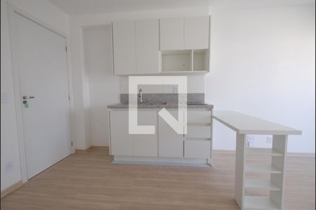 Sala/Cozinha de apartamento para alugar com 1 quarto, 36m² em Liberdade, São Paulo