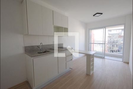 Sala/Cozinha de apartamento para alugar com 1 quarto, 36m² em Liberdade, São Paulo