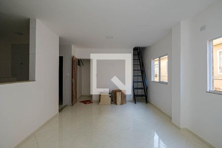 Casa para alugar com 60m², 2 quartos e 1 vaga Casa para alugar com 60m², 2 quartos e 1 vagaSala