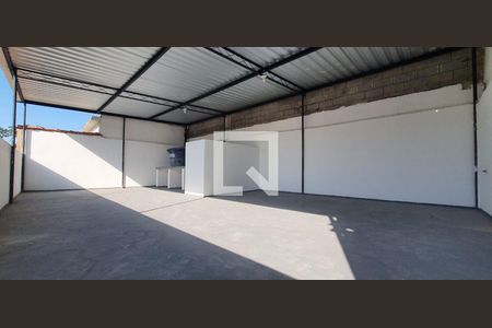 Casa para alugar com 60m², 2 quartos e 1 vagaTerraço