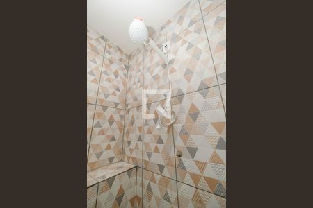 Casa para alugar com 60m², 2 quartos e 1 vaga Casa para alugar com 60m², 2 quartos e 1 vagaBanheiro