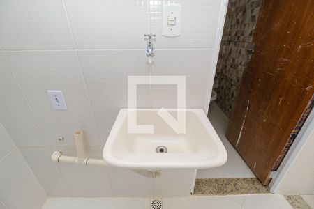 Casa para alugar com 60m², 2 quartos e 1 vaga Casa para alugar com 60m², 2 quartos e 1 vagaCozinha e Área de Serviço