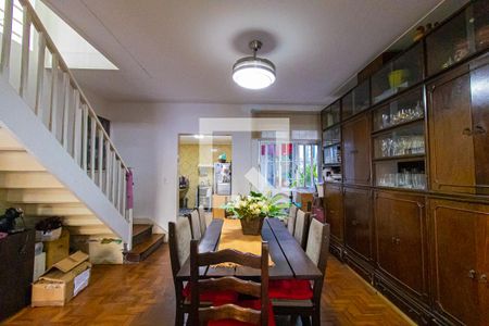 Sala de casa à venda com 3 quartos, 250m² em Bela Vista, São Paulo
