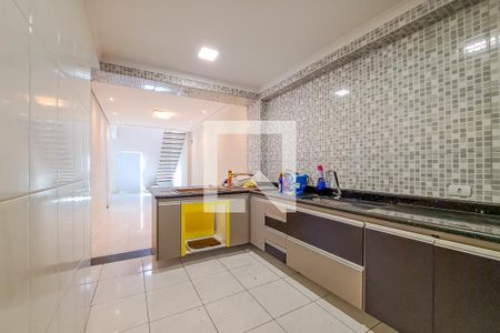 Casa à venda com 143m², 3 quartos e 3 vagas Casa à venda com 143m², 3 quartos e 3 vagasCozinha