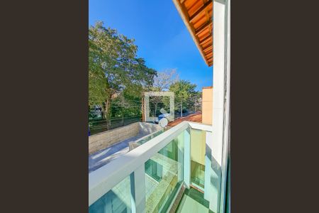 Casa à venda com 143m², 3 quartos e 3 vagas Casa à venda com 143m², 3 quartos e 3 vagasSacada