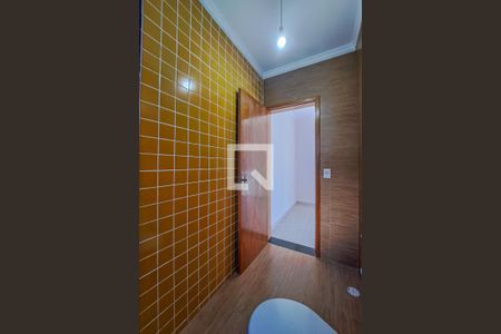 Casa à venda com 143m², 3 quartos e 3 vagas Casa à venda com 143m², 3 quartos e 3 vagasBanheiro da Suíte