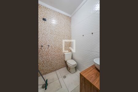 Casa à venda com 143m², 3 quartos e 3 vagas Casa à venda com 143m², 3 quartos e 3 vagasBanheiro da Suíte 2