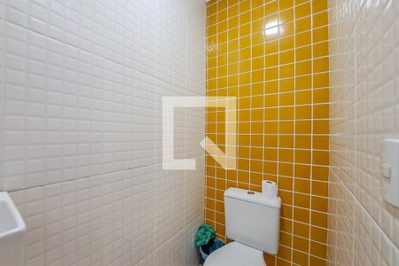 Casa à venda com 143m², 3 quartos e 3 vagas Casa à venda com 143m², 3 quartos e 3 vagasLavabo