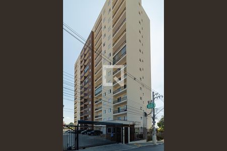 Apartamento para alugar com 50m², 2 quartos e 1 vaga Apartamento para alugar com 50m², 2 quartos e 1 vagaFachada