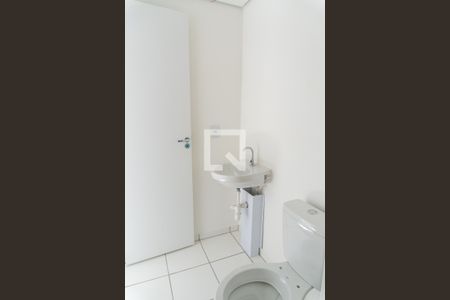 Banheiro de kitnet/studio à venda com 1 quarto, 33m² em Vila Mira, São Paulo
