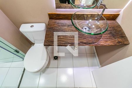 Apartamento à venda com 78m², 2 quartos e 1 vaga Apartamento à venda com 78m², 2 quartos e 1 vagaBanheiro social