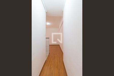Corredor de apartamento para alugar com 1 quarto, 35m² em Consolação, São Paulo