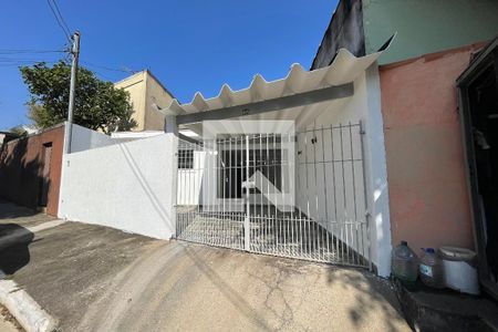Casa para alugar com 89m², 2 quartos e 1 vaga Casa para alugar com 89m², 2 quartos e 1 vagaFachada