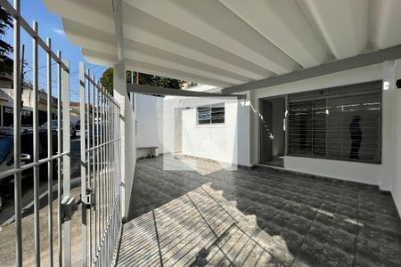 Casa para alugar com 89m², 2 quartos e 1 vaga Casa para alugar com 89m², 2 quartos e 1 vagaGaragem