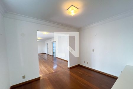 Apartamento à venda com 198m², 3 quartos e 3 vagasSala 2