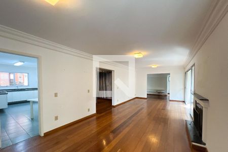 Apartamento à venda com 198m², 3 quartos e 3 vagasSala