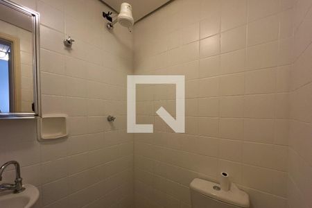 Apartamento à venda com 198m², 3 quartos e 3 vagasBanheiro de Serviço