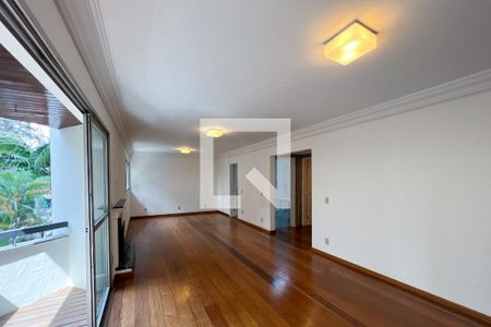 Apartamento à venda com 198m², 3 quartos e 3 vagasSala